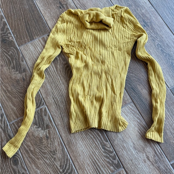 Express Golden Ribbed Knit Top - Picture 2 of 2